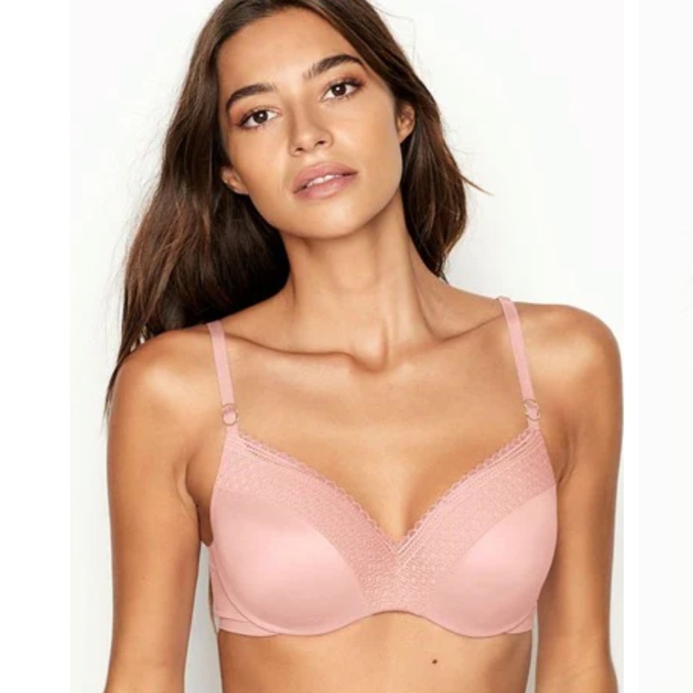 Incredible by Victoria’s Secret Lined Demi Bra